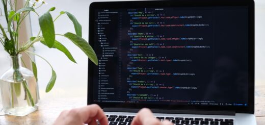 names function in R