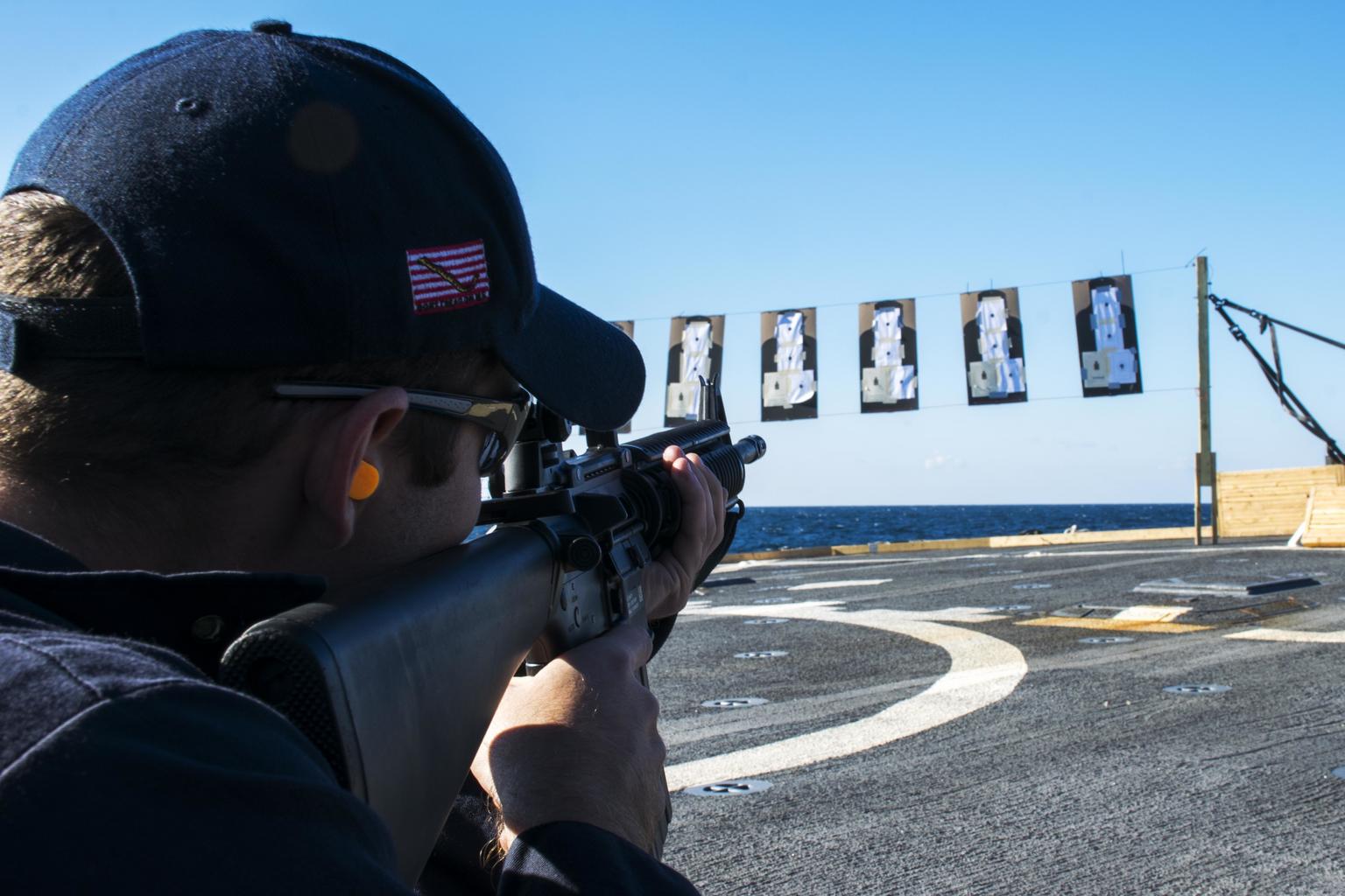 WHAT QUALIFICATION REQUIRED FOR DATA SCIENCE COURSE intelligence overview